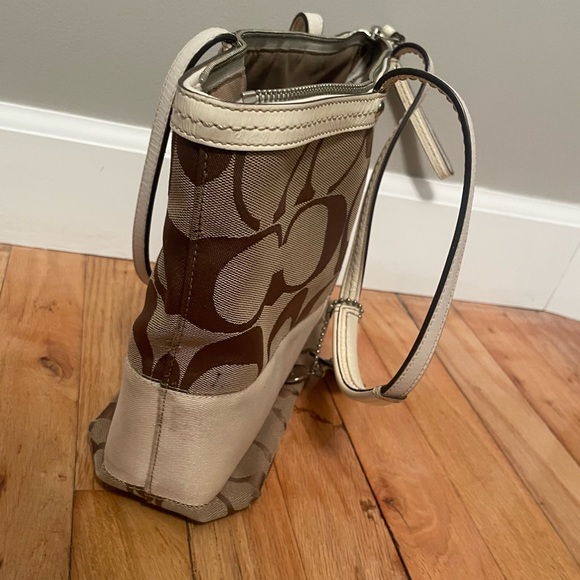 Coach Signature Stripe Tote Shoulder Bag - Picture 8 of 9